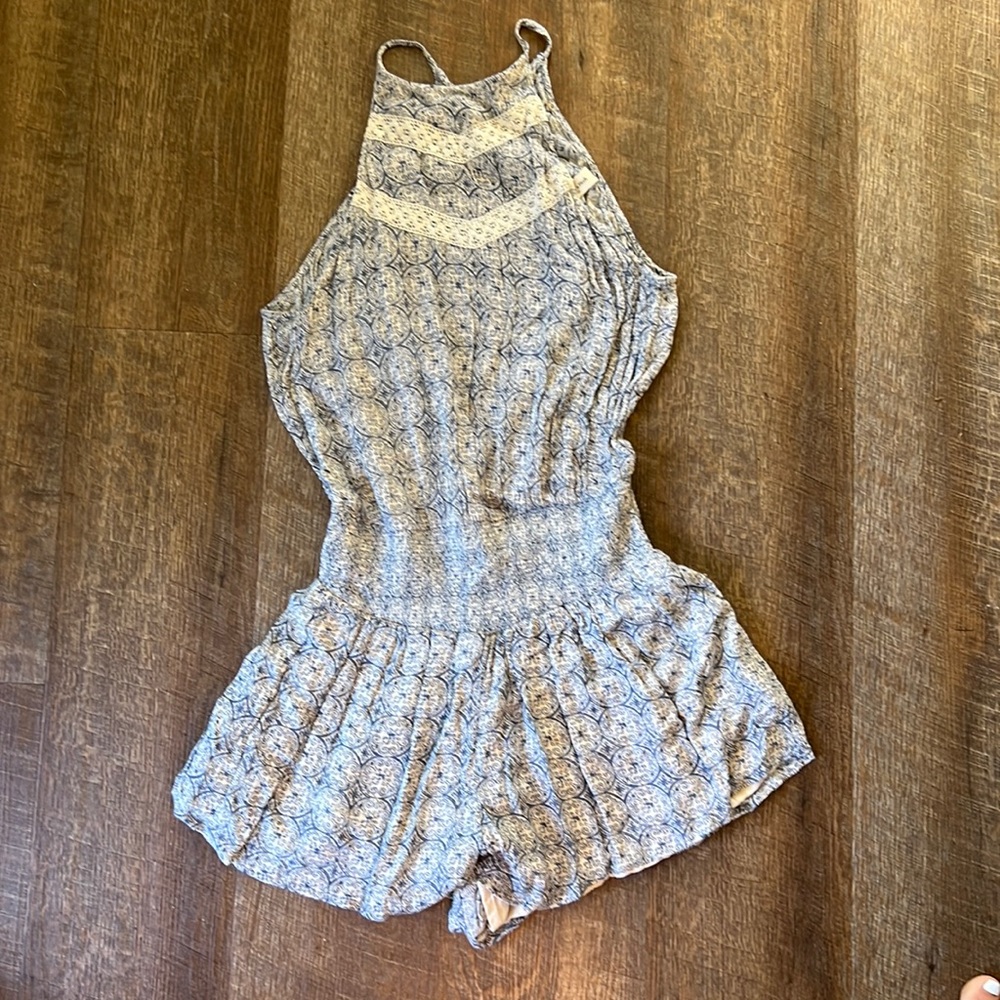 Abercrombie light blue patterned romper